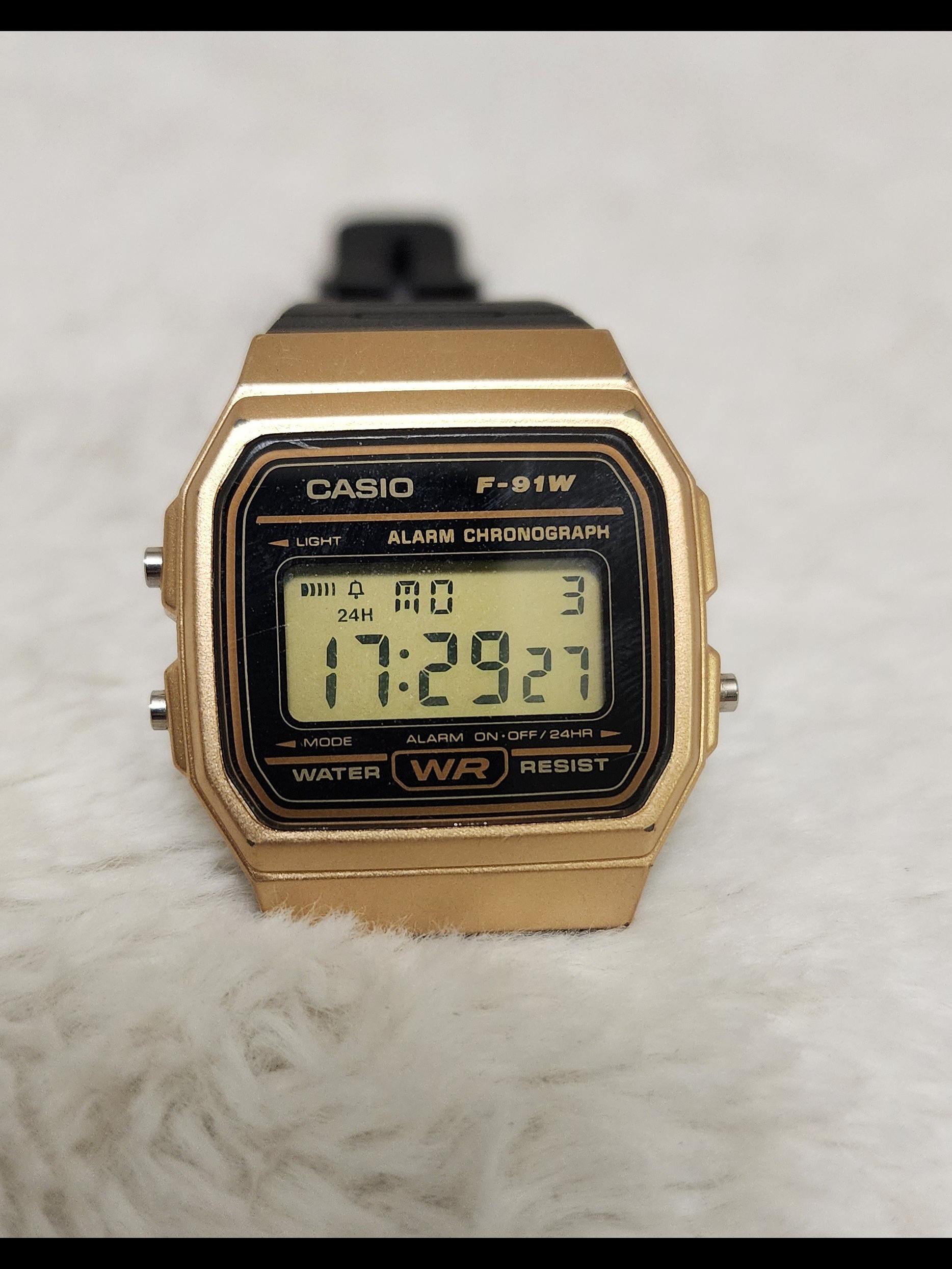 Casio F91w Digital Watch In Gold